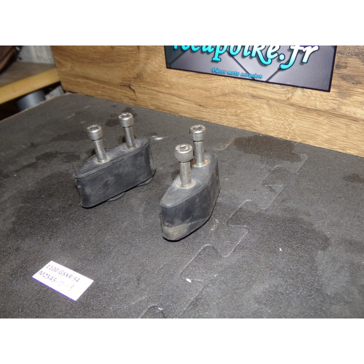 Caoutchouc poignée arrière Suzuki 1100 GSX-R 1994