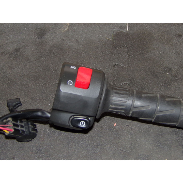 Commodo droit poignée tirage Kawasaki 750 Z 2005 d'occasion  Récup bike