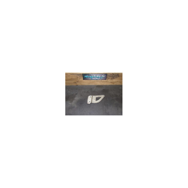 Protège talon droit Suzuki GSX-R 750 1996 (lot2)