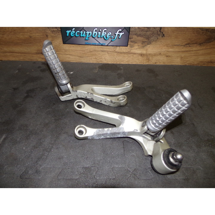 Repose pieds passager Kawasaki ZX-6R 1999 (lot2)