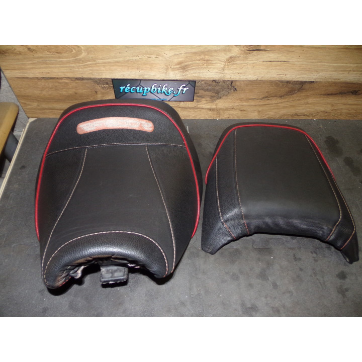 Ensemble selle perso - Suzuki RF 600 R (1993-1997)