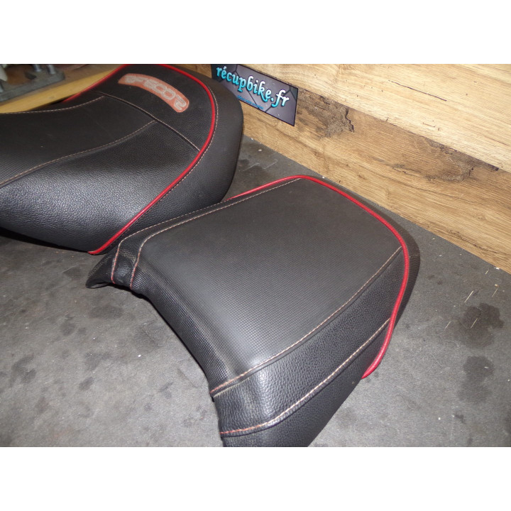Ensemble selle perso - Suzuki RF 600 R (1993-1997)