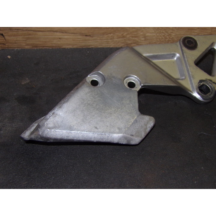 Platine droite - Suzuki RF 600 R (1993–1997) d'occasion Récup bike