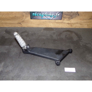 Repose pied passager gauche Aprilia Tuono 2005